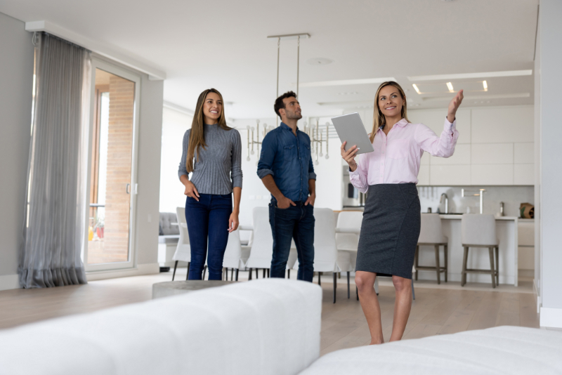 couple buying new house