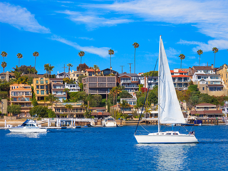 Newport Beach luxury residence near the coast